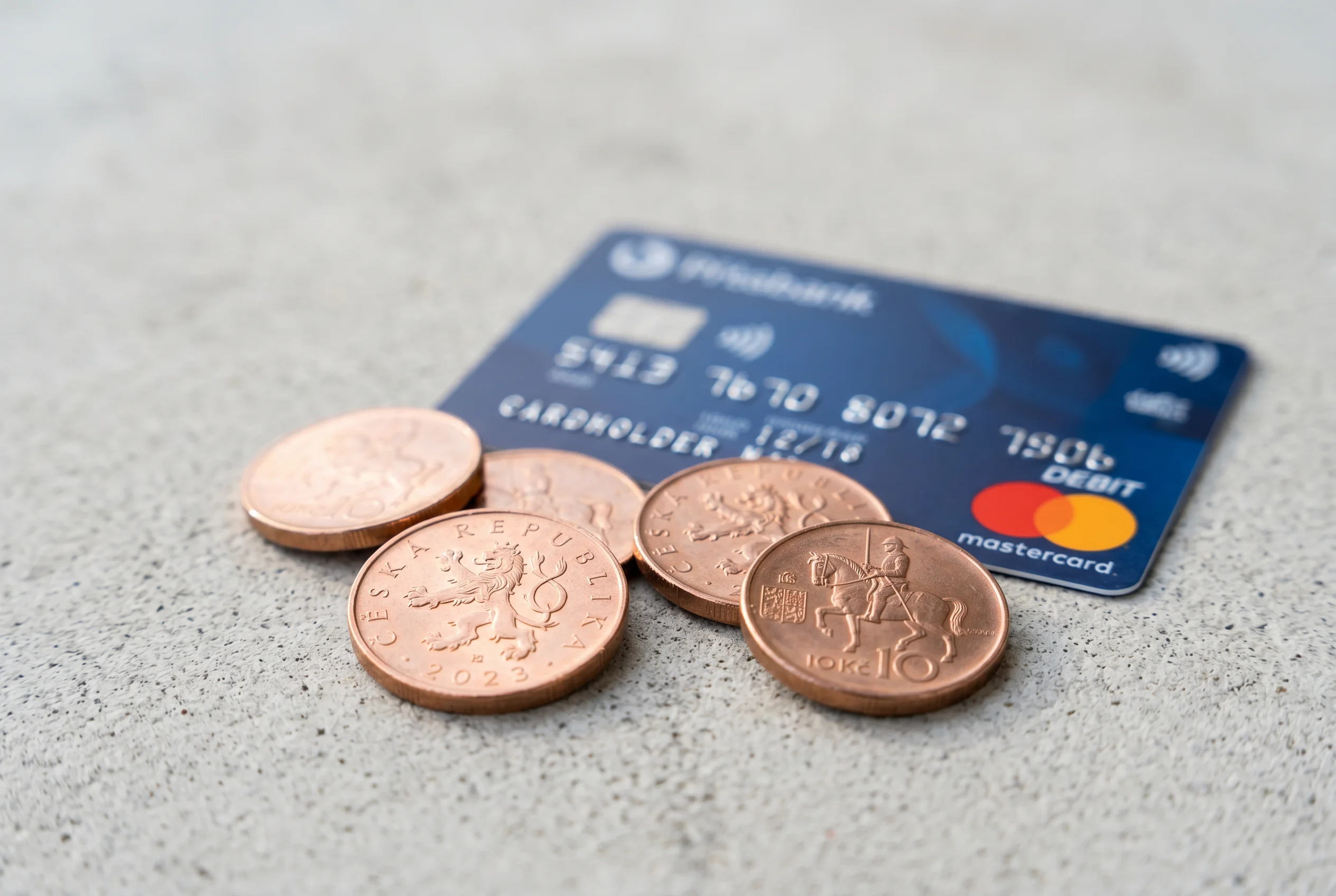 Minimální vklady kartou Mastercard u českých sázkových kanceláří